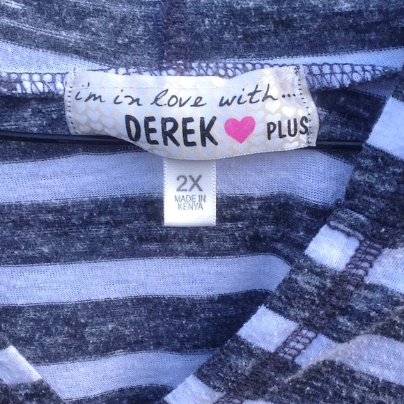 I'm in love with Derek plus women's hoodie SZ2X - Picture 2 of 3